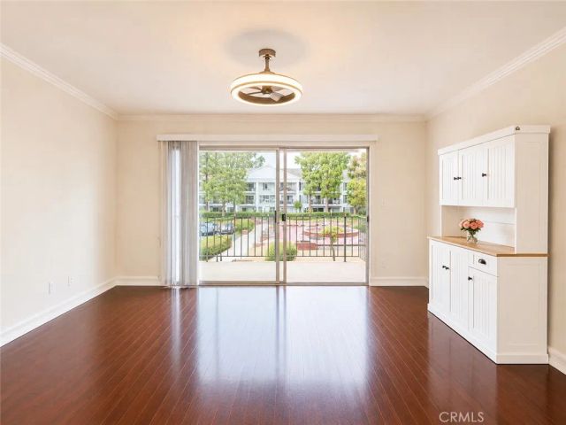 102 Scholz 243, Newport Beach, CA 92663