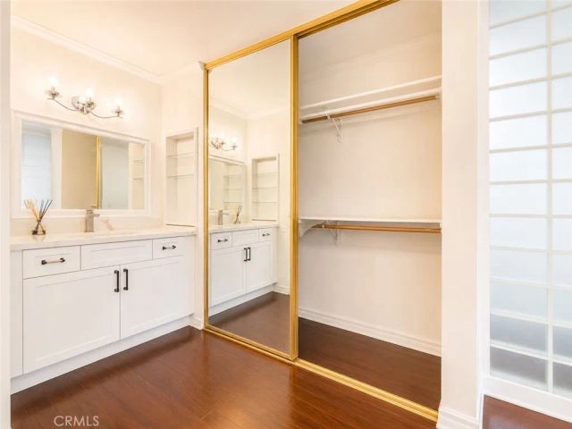 102 Scholz 243, Newport Beach, CA 92663