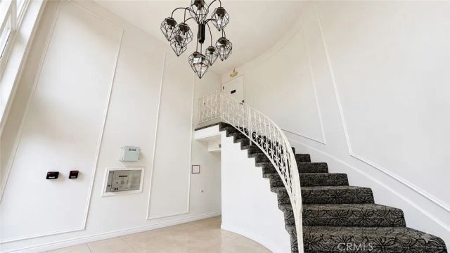 102 Scholz 243, Newport Beach, CA 92663