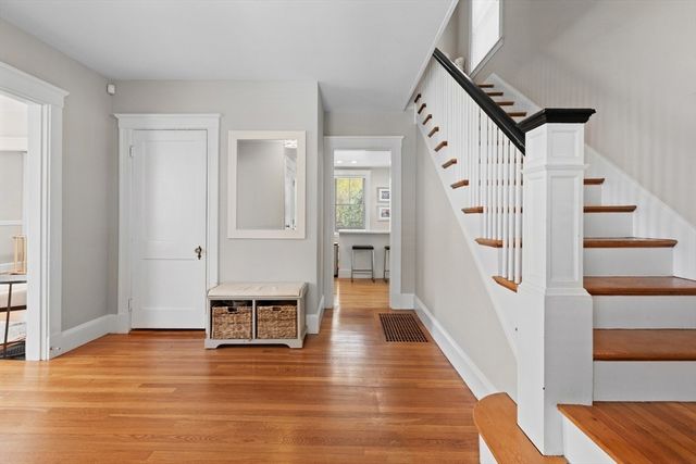 20 Wilbur St, Weymouth, MA 02190