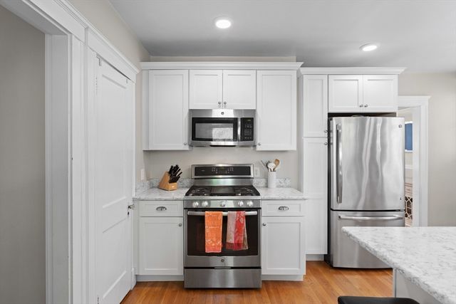 20 Wilbur St, Weymouth, MA 02190