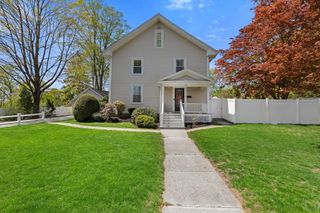 20 Wilbur St, Weymouth, MA 02190