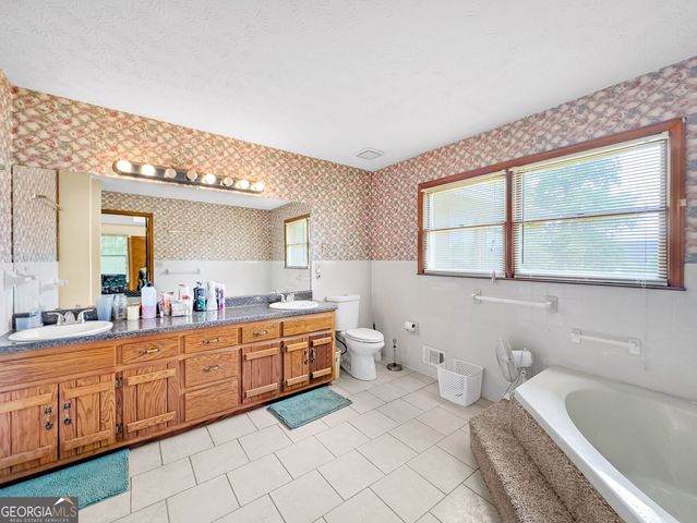 898 Mount Carmel Road, Mcdonough, GA 30253