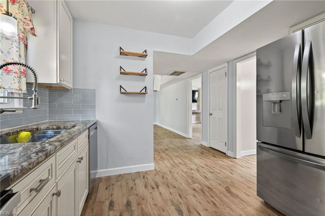 6 Harris Landing RD, Hampton, VA 23669