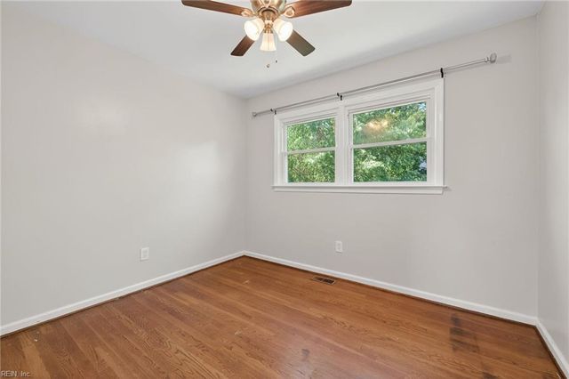 6 Harris Landing RD, Hampton, VA 23669