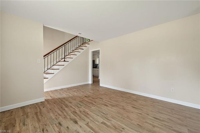 6 Harris Landing RD, Hampton, VA 23669