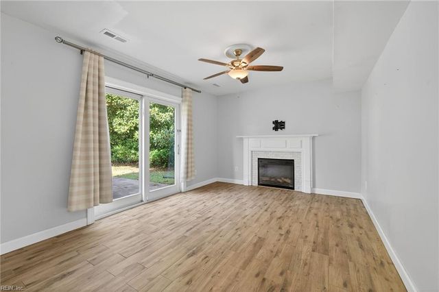 6 Harris Landing RD, Hampton, VA 23669