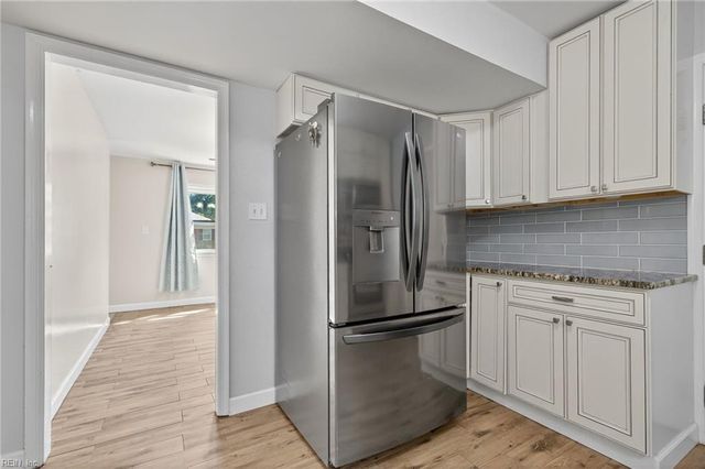 6 Harris Landing RD, Hampton, VA 23669