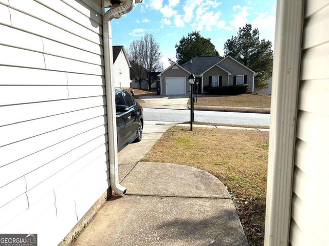 652 Windy Way, Stockbridge, GA 30281