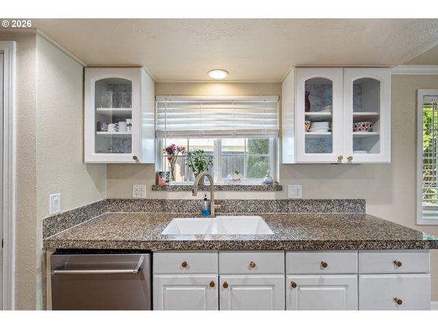 3643 OXBOW Way, Eugene, OR 97401