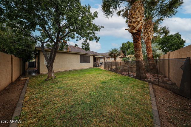 1157 W MESQUITE Street, Gilbert, AZ 85233