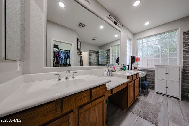 1157 W MESQUITE Street, Gilbert, AZ 85233