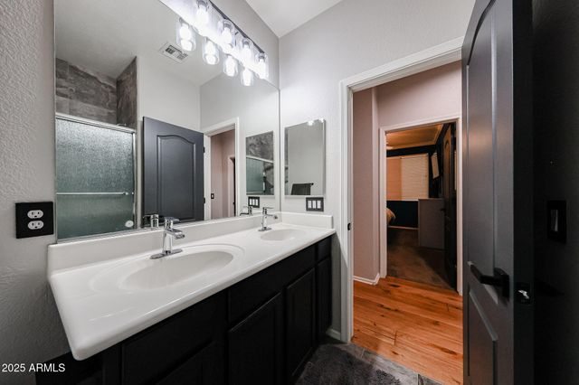 1157 W MESQUITE Street, Gilbert, AZ 85233