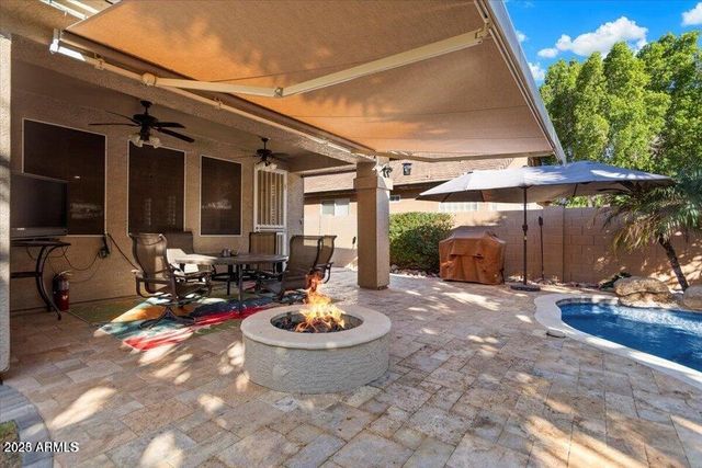 1157 W MESQUITE Street, Gilbert, AZ 85233