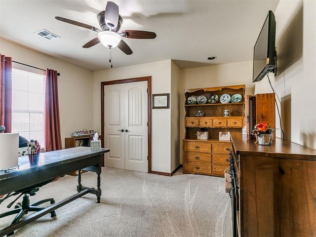 1670 Meadow Creek Circle, Newcastle, OK 73065