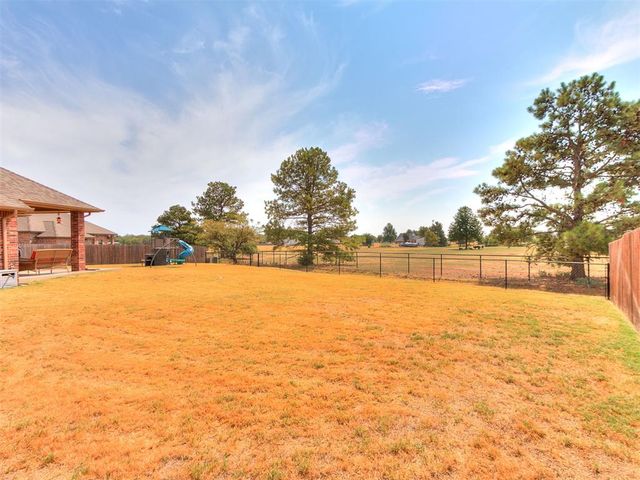 1670 Meadow Creek Circle, Newcastle, OK 73065