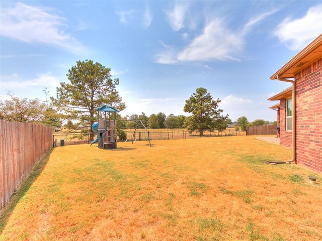 1670 Meadow Creek Circle, Newcastle, OK 73065
