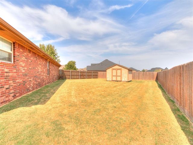1670 Meadow Creek Circle, Newcastle, OK 73065