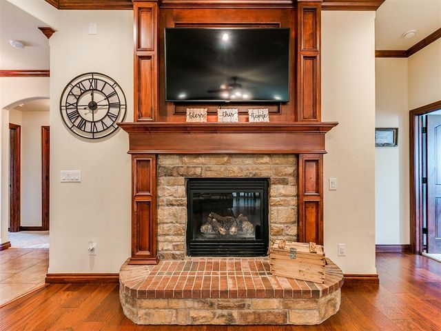1670 Meadow Creek Circle, Newcastle, OK 73065