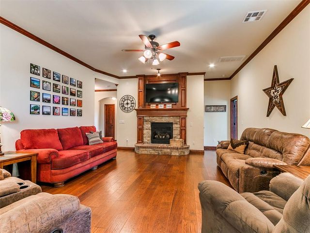 1670 Meadow Creek Circle, Newcastle, OK 73065