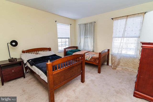 369 WHEATFIELD CIR, Hatfield, PA 19440