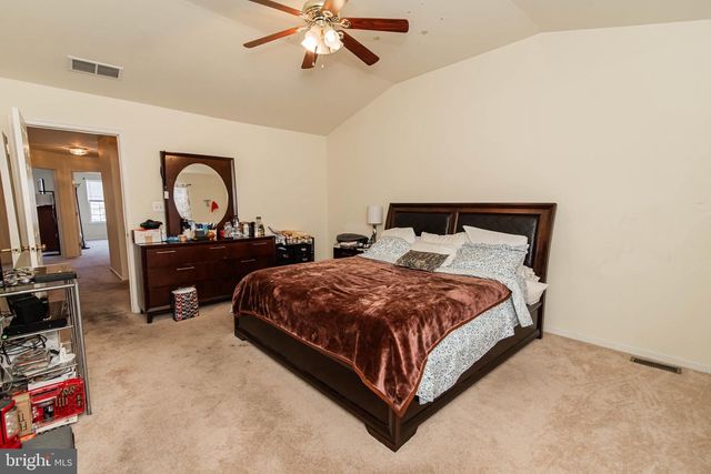 369 WHEATFIELD CIR, Hatfield, PA 19440