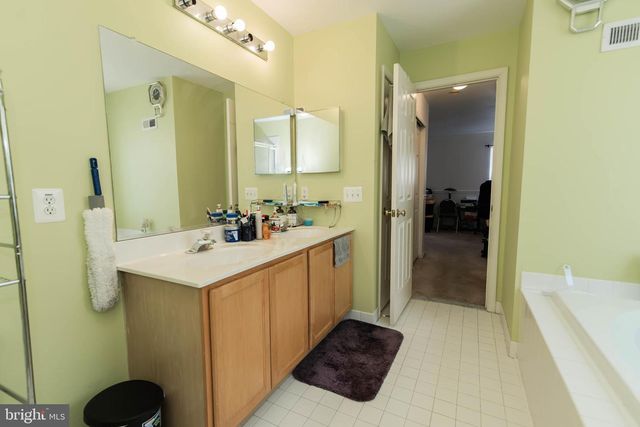 369 WHEATFIELD CIR, Hatfield, PA 19440