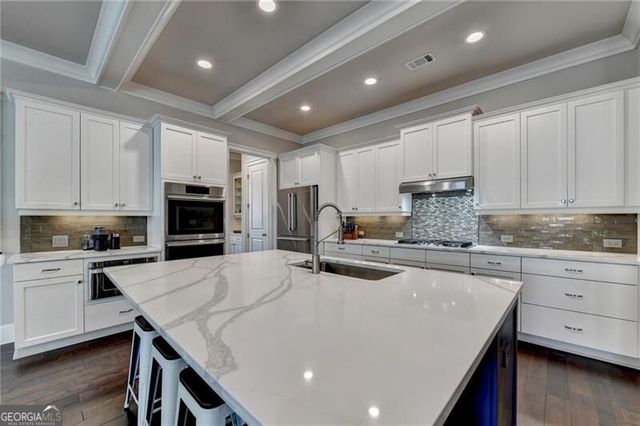 6070 Bellmoore Park Lane, Johns Creek, GA 30097