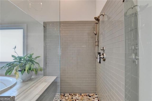 6070 Bellmoore Park Lane, Johns Creek, GA 30097