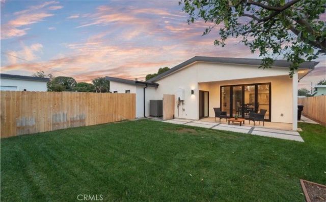 7717 Jamieson Avenue, Reseda, CA 91335