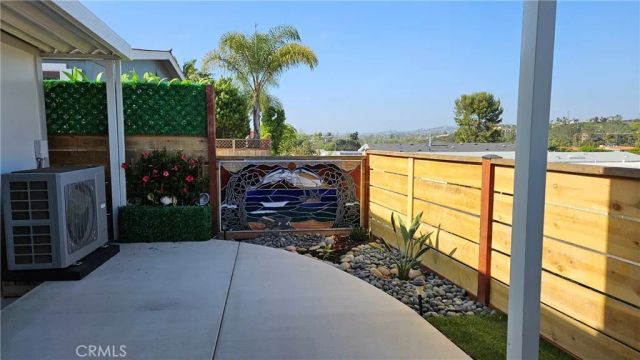 350 N El Camino Real 26, Encinitas, CA 92024