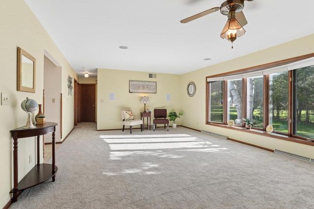 4250 ROCK COURT, Manitowoc, WI 54220