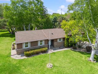 4250 ROCK COURT, Manitowoc, WI 54220