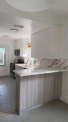3611 SW 37th Avenue 19, Coconut Grove, FL 33133