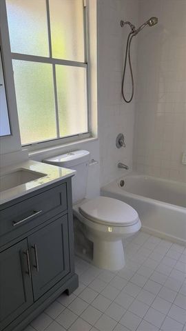 3611 SW 37th Avenue 19, Coconut Grove, FL 33133