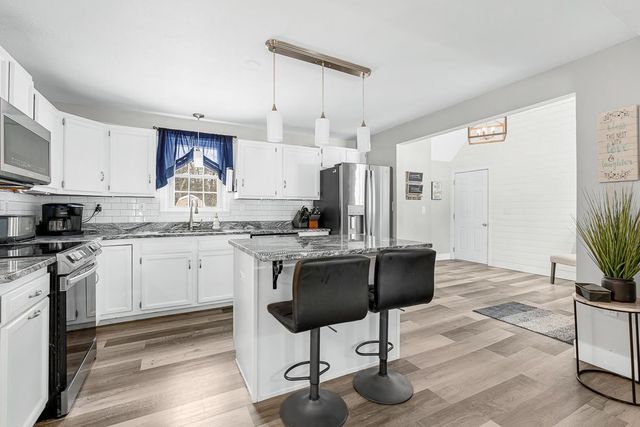 18 Northwood Drive, Merrimack, NH 03054