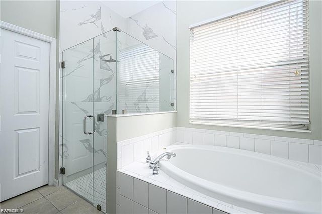 12419 Jewel Stone LN, Fort Myers, FL 33913