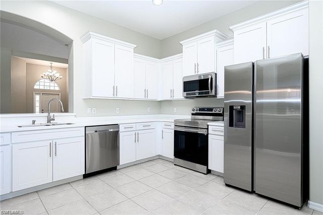 12419 Jewel Stone LN, Fort Myers, FL 33913