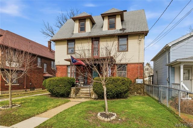 1882 Niagara Avenue, Niagara Falls, NY 14305