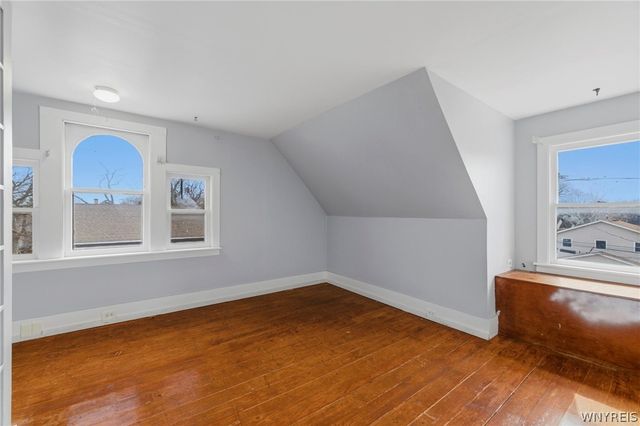 1882 Niagara Avenue, Niagara Falls, NY 14305