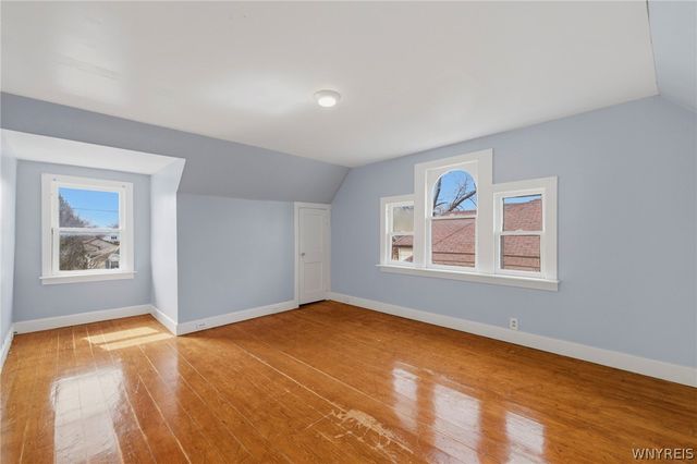 1882 Niagara Avenue, Niagara Falls, NY 14305