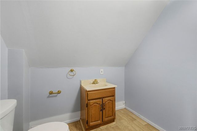 1882 Niagara Avenue, Niagara Falls, NY 14305