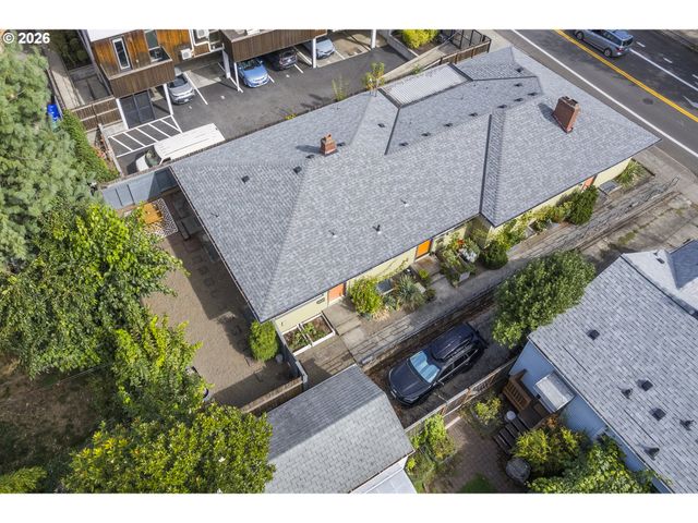 2421 Se 52ND Ave, Portland, OR 97206