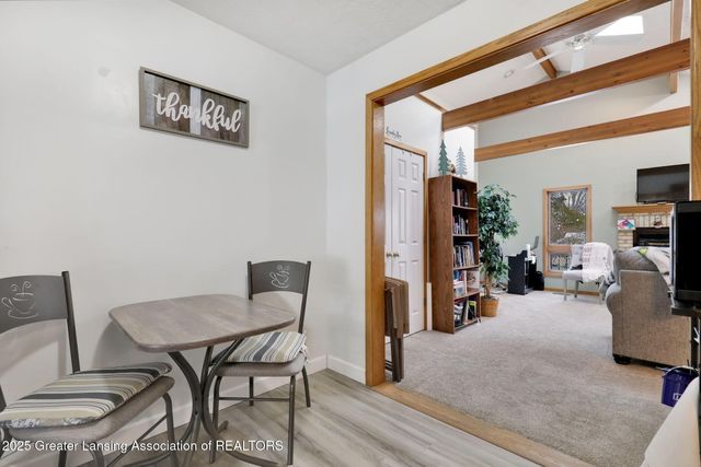 2816 Memory Lane, Lansing, MI 48911