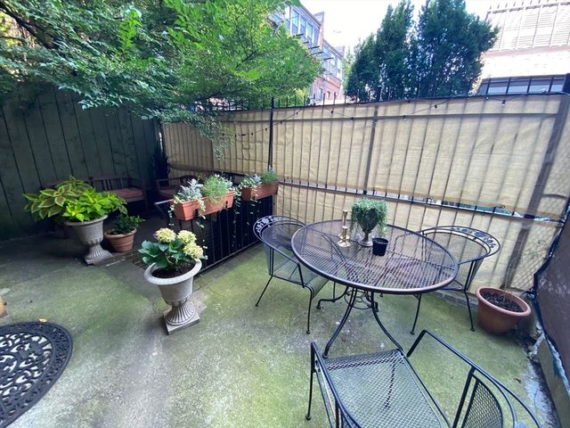 29 Myrtle Street B, Boston, MA 02114