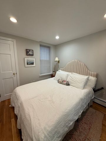 29 Myrtle Street B, Boston, MA 02114
