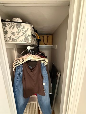 29 Myrtle Street B, Boston, MA 02114