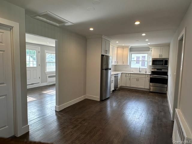 68 Inwood Road 2, Port Washington, NY 11050