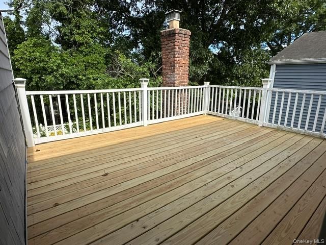 68 Inwood Road 2, Port Washington, NY 11050