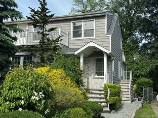 68 Inwood Road 2, Port Washington, NY 11050
